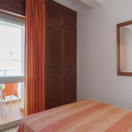 Akisol Armacao Pera In Apartment